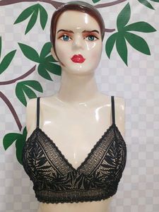 (200)Black Lace Bralette