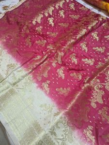 Elegant Rani Pink &amp; Cream Gold-Brocade Designer Sa