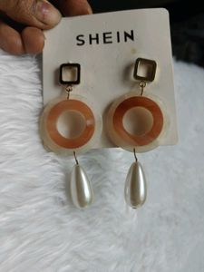 SHEIN Drop Earrings with Pearls