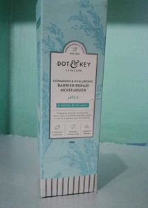 Dot &amp; Key  Moisturizer