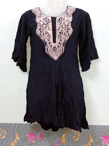 Black short frock 🖤with patchwork