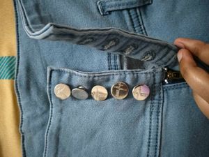 skinny blue jeans for super slim girls