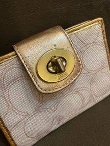 Chic Coach Signature Wallet