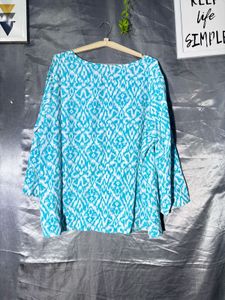 Blue &amp; White Patterned Long Sleeve Top