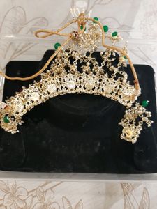 choker set in green