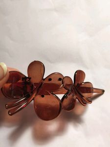Total 6 Hair Accessories