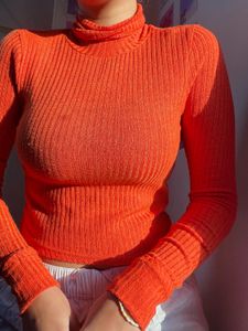 Orange Fitted Top🍊🐈