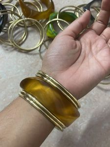 Chunky Resin &amp; Gold Bangle Set of 5