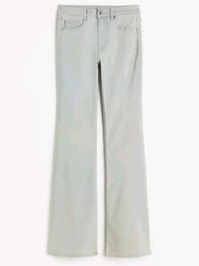 𖥻 ׁ ׅH&amp;M Light Wash Flare Jeans! ﹒  ◡◡