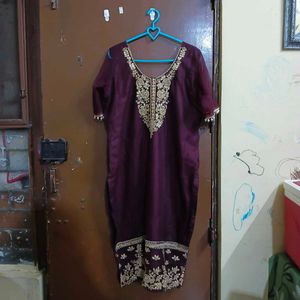 Elegant Embroidered Kurta Set