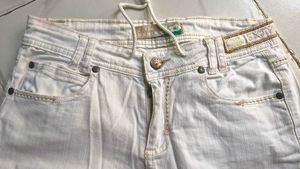 White Embroidered Capri Jeans