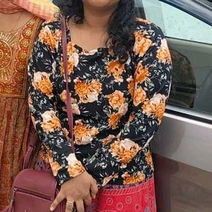 Floral Print Long Sleeve Top