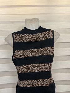 Sleeveless Leopard Print Striped Top