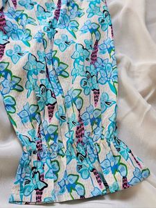 Floral Top (dressberry)