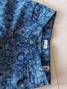 Coral Print Beautiful Blue Jeans