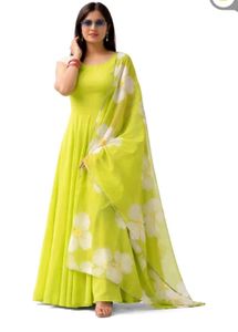 Beautiful Floral Print Saree