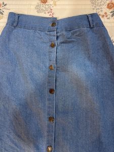 Denim skirt
