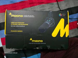 Maono RGB studio professional Microphone, Boom Arm