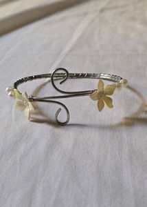 Boho Wire Flower Arm Cuff