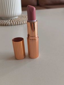 Charlotte Tilbury Lipstick - Pillow Talk full size