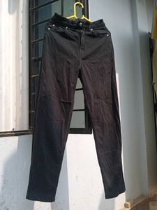 H&amp;M Black Straight Leg Jeans