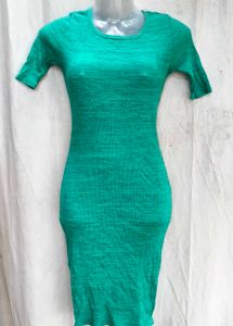 Chic Green Ribbed Bodycon Dress
