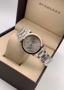 Burberry First Copy Watch Women