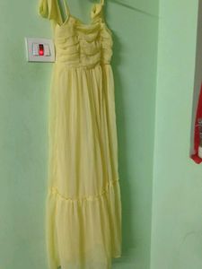 Flowy Yellow Maxi Dress