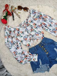 Chic Floral Print Lace-Up Blouse