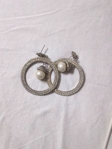 White Stone Earring With Pearl Dangling