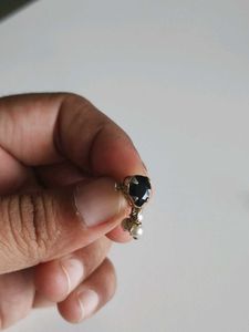 Elegant Black &amp; Pearl Dangle Earrings
