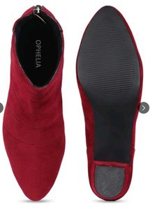 Chic Red Suede Ankle Boots