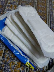 Paree Sanitary Pads 10 quantity