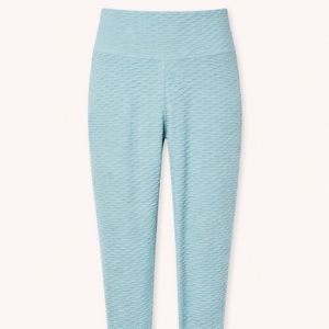 Aqua Textured Leggings( slight scrunch butt)