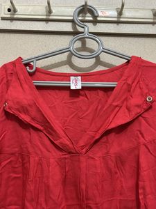Red 3/4 Sleeve Tunic Top