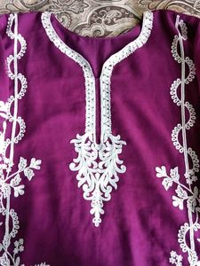 Elegant Purple Kurta with White Embroidery