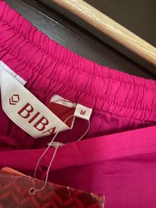 Vibrant Pink Palazzo Pants with Green Trim (M)