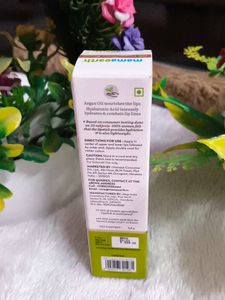 Mamaearth Hydra-Matte Crayon Transferproof Lipstic