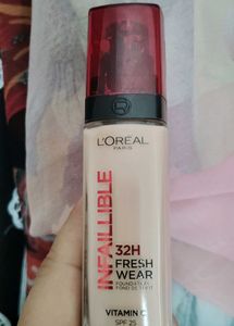 L'Oreal Infallible 32H Fresh Wear Foundation