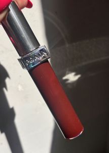 Prada Reflection Glossy Liquid Balm pixel plum