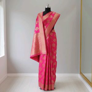 new Vibrant Pink Saree  with blouse piece