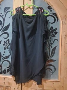 Elegant Black Cold Shoulder Top