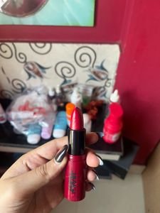 Nykaa Matte Lipstick - Dressed to kill