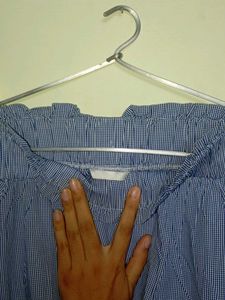 H&amp;M Off-Shoulder Striped Top