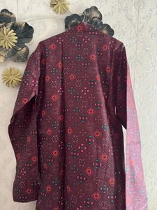 maroon kurta