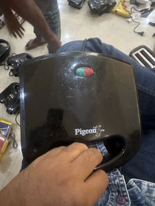 Peigon Sandwich Maker
