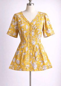 Floral Print Top.  but 2 get two free