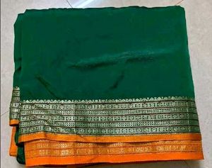 Green colour pure Banarasi Silk Saree