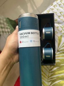 Insulated Flask Set with Cups