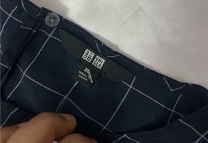 IMPORTED Chic Grid Print Top